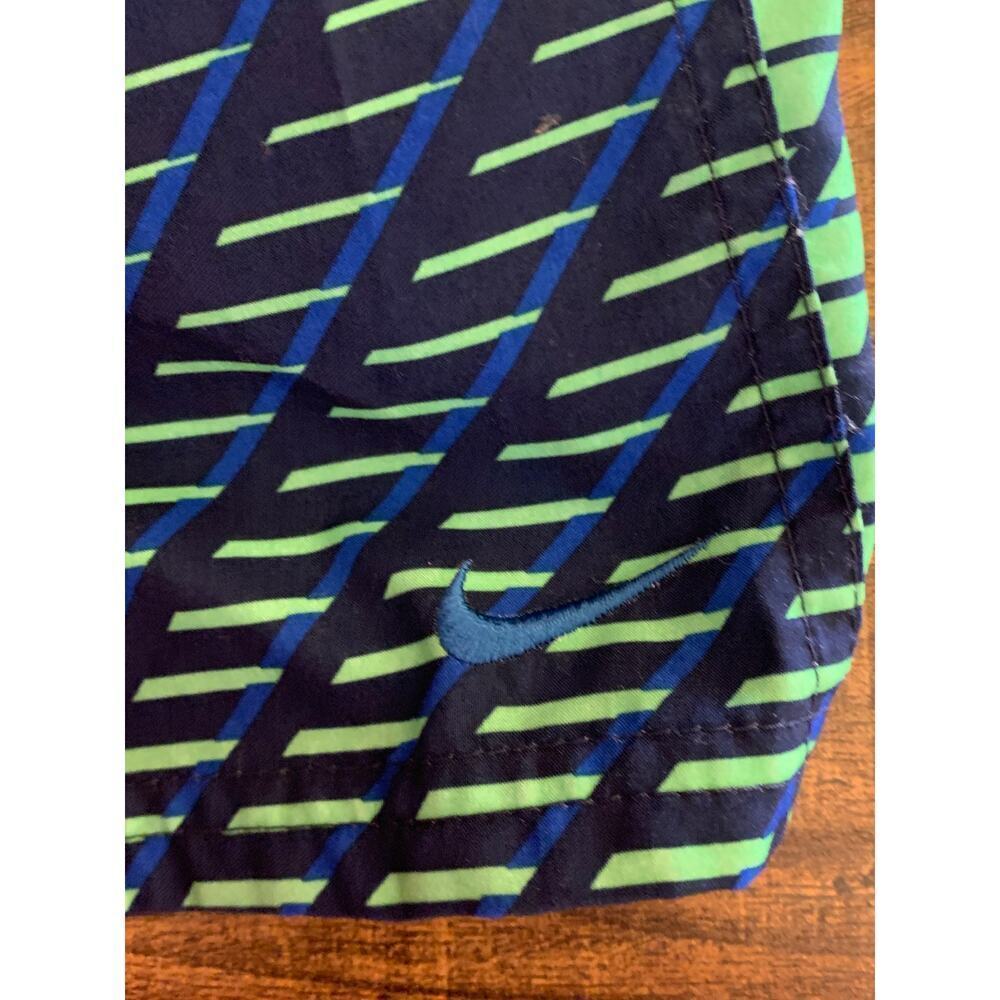 NIKE Men’s Board Shorts / Size: Medium - Picture 5 of 11